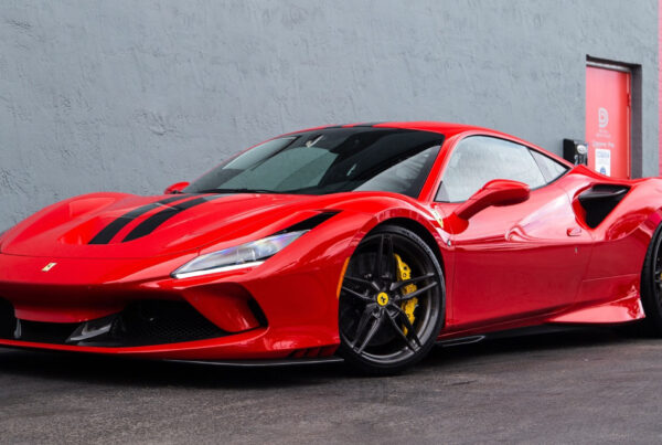 FERRARI F8 TRIBUTO RED